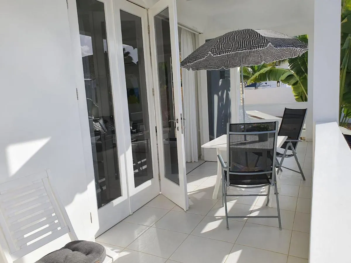 B2 Apartment With Balcony At Jan Thiel Curacao Curaçao