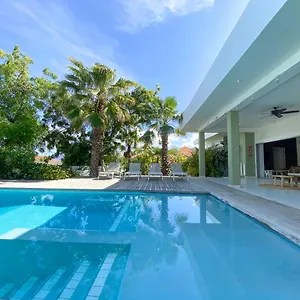 Villa Koko, Jan Thiel